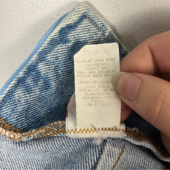 Vintage 90s no boundaries denim skirt with back button detailing size 7 - Picture 8 of 9